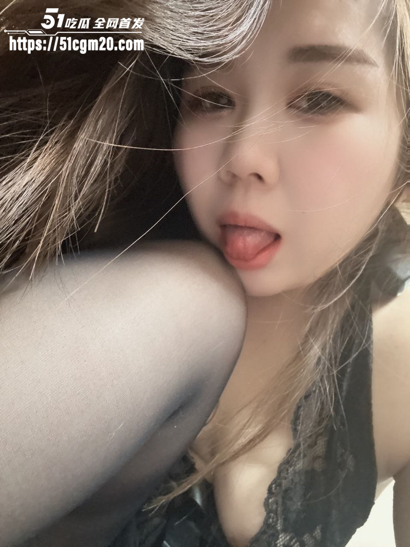 台湾黑道大哥曝光淫妻饥渴时刻 5 台湾黑道大哥曝光淫妻饥渴时刻 5