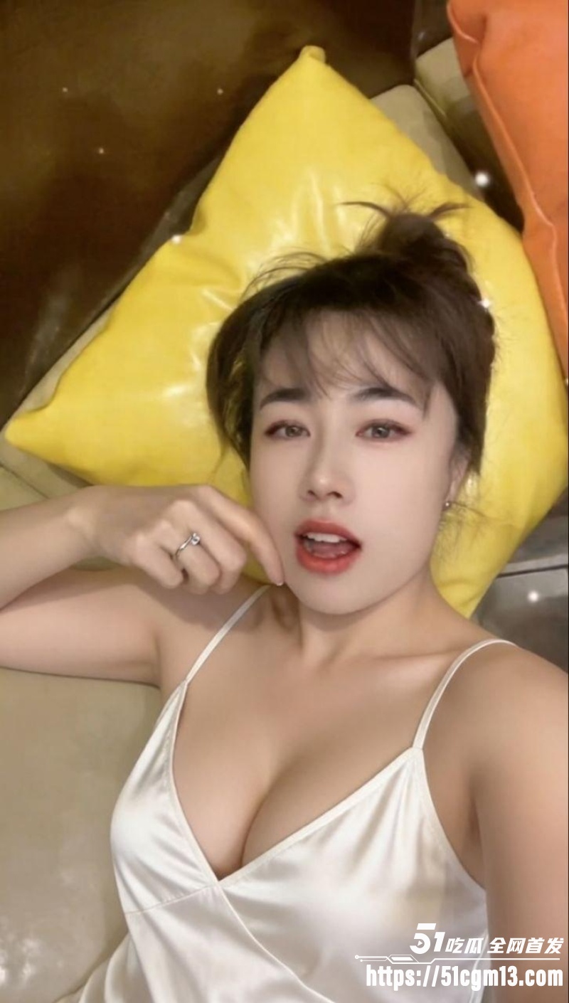 超市老板娘韩艳丽最新私密视频8