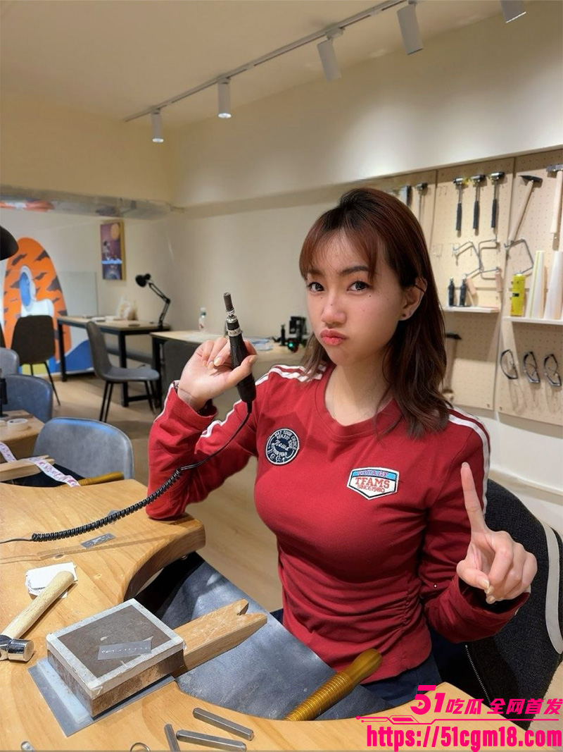 西南理工大学研究生与男友激情爱爱3