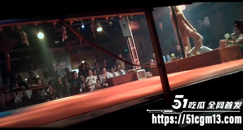 乡村文艺汇演群体裸舞5