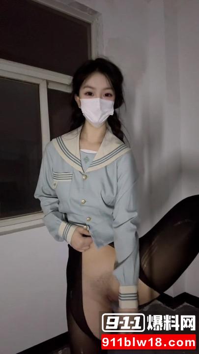 人气博主一杯热可可挑战极限 双马尾JK学生妹户外露出自慰视频流出6