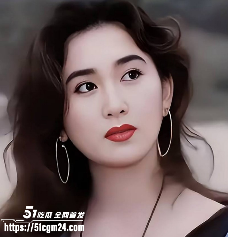 温碧霞生日现场遭养子强吻021