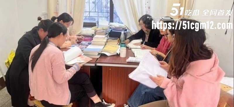 湖南祁东职校95后女老师徐西婷下海卖片033