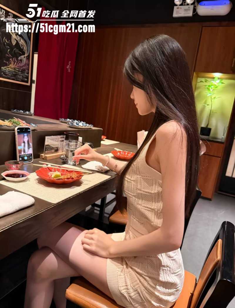 湖南清纯女大 性爱私拍 2