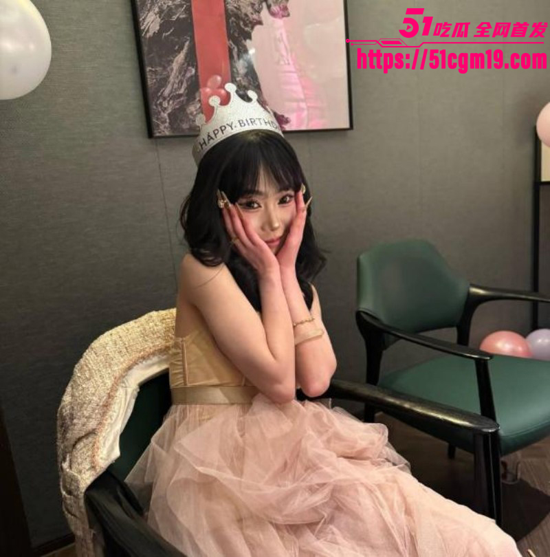 江西景德镇渣男张天翼出轨女友闺蜜05