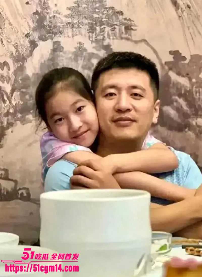 张雪峰心源性猝死 女儿悼念  3