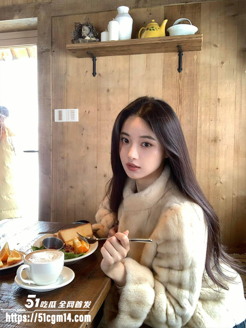 吃瓜约炮大神郑原创2