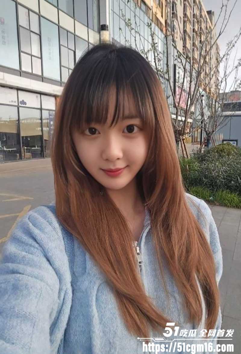 湖南极品大学生蒋鑫鑫裸贷下海视频流出5拷贝