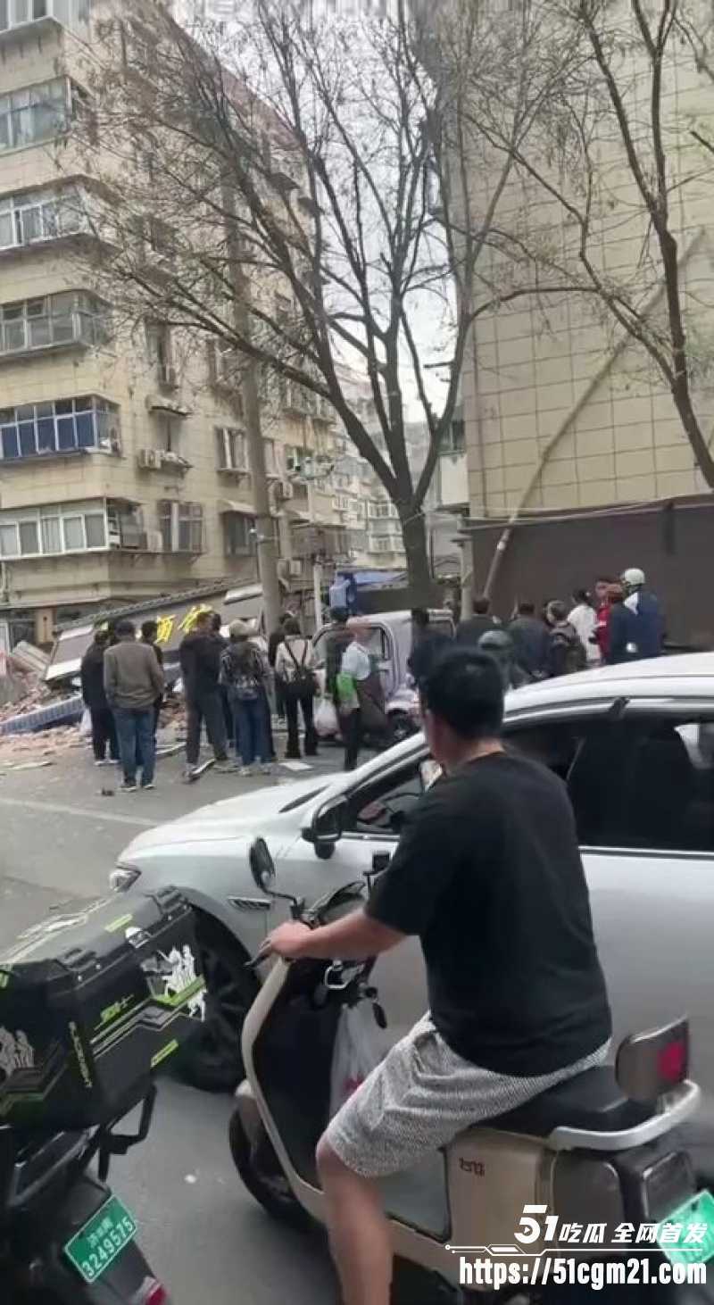 小酒馆突发爆炸6