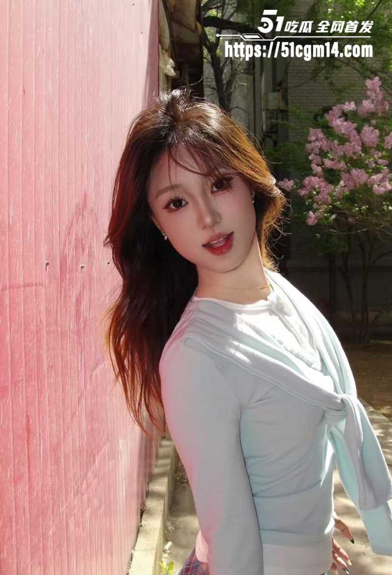 抖音媚黑瓜小网红东绿柿不雅视频曝光2拷贝