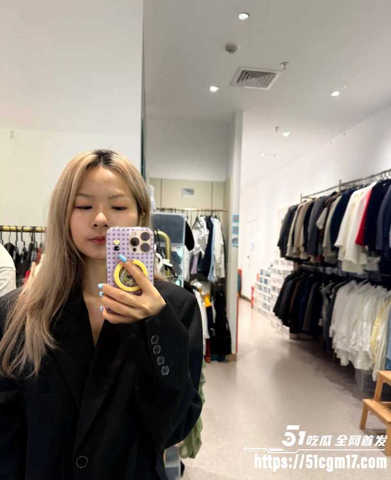 夏溪遥租房被偷拍1 夏溪遥租房被偷拍1