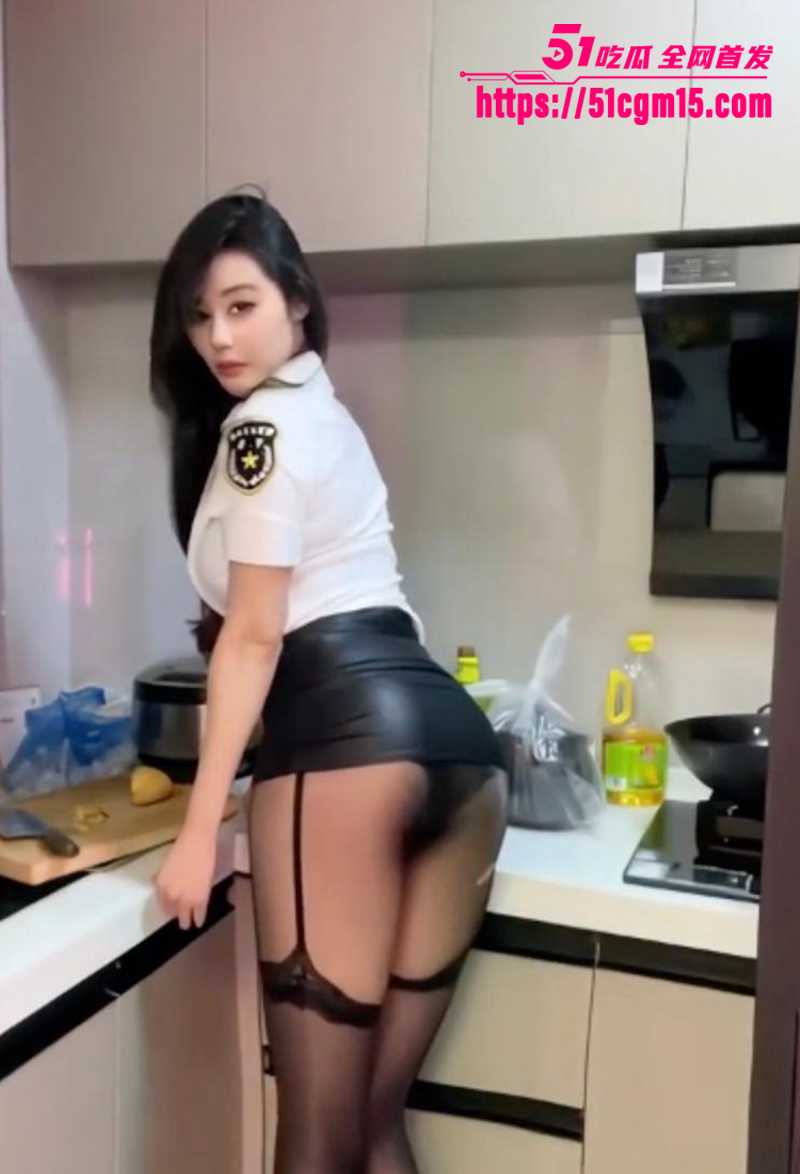 抖音网红多吃生菜情趣自拍视频流出 6 拷贝