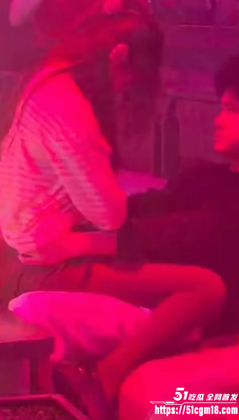 抖音网红潮汕小人物与女友开房约炮018