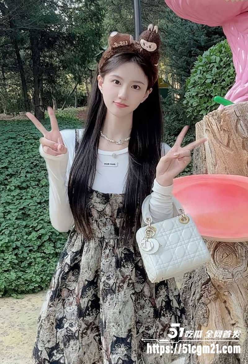 山西吕梁法院庭长吕云锁猥亵女当事人8拷贝