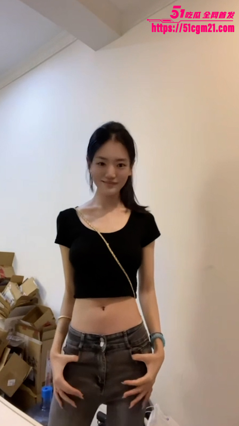 武汉晴川学院高颜值学姐林楠1