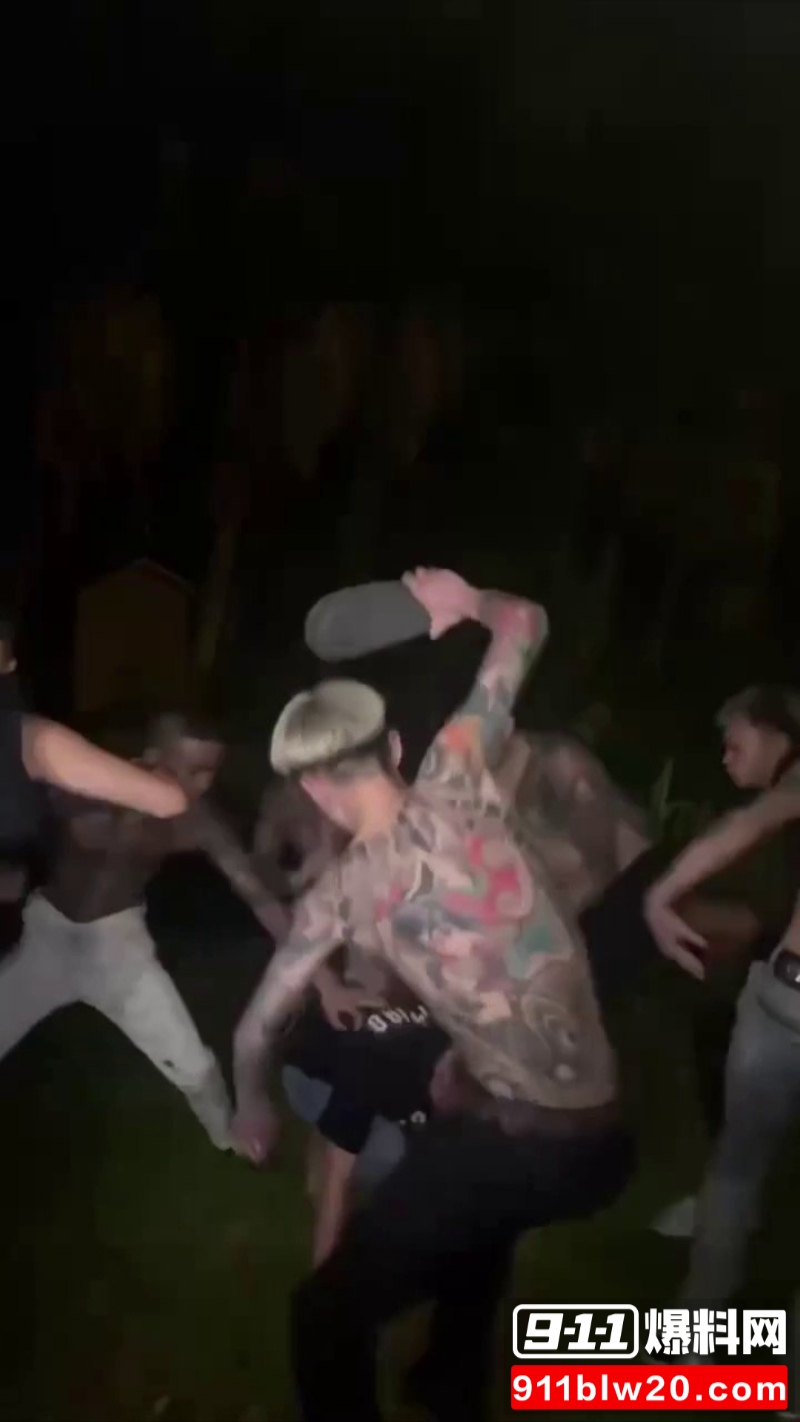 嚣张的精神小伙 11