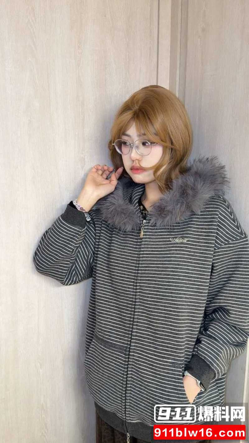 上海超嫩眼镜妹和男友恋爱五年 22