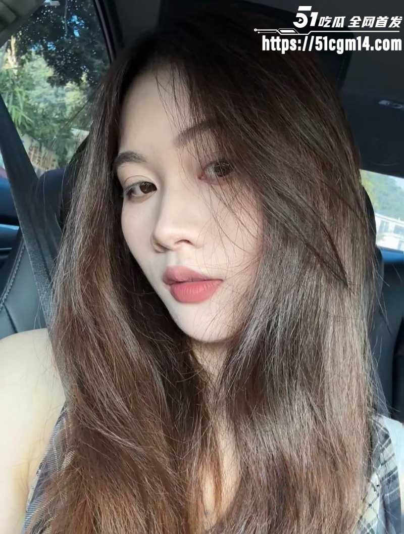 河南信阳江山樾售楼部张婷陪睡视频05