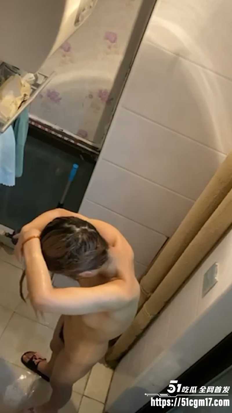 夏溪遥租房被偷拍7 夏溪遥租房被偷拍7