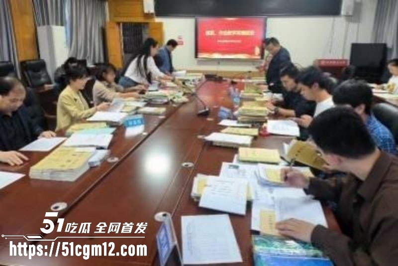 湖南祁东职校95后女老师徐西婷下海卖片043