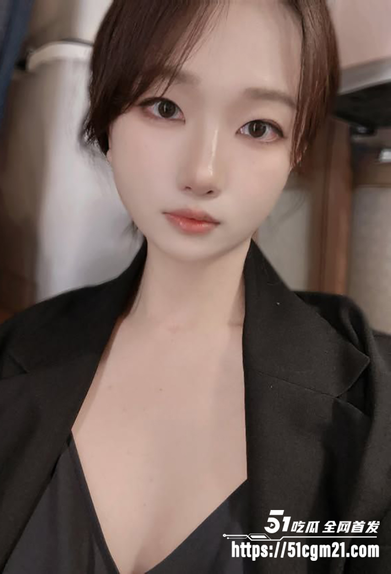 财阀の顶级性奴母狗李慈英自慰视频流出2拷贝