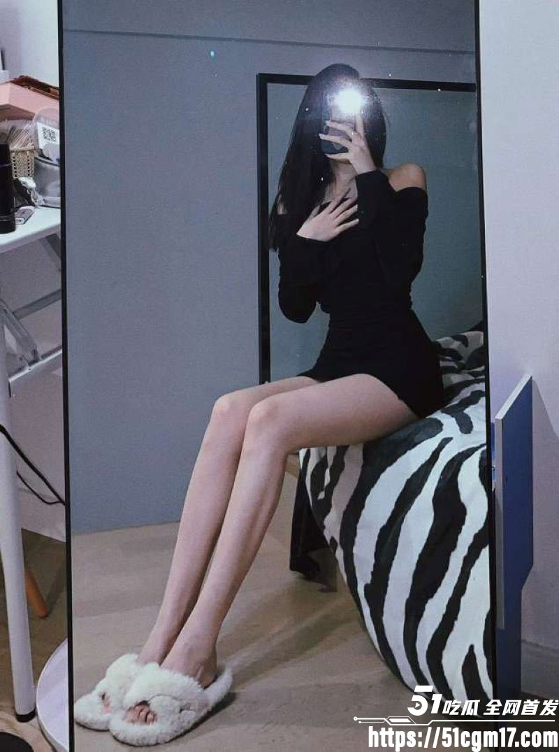 吉利发布会现场老年观众表演约炮 4 吉利发布会现场老年观众表演约炮 4