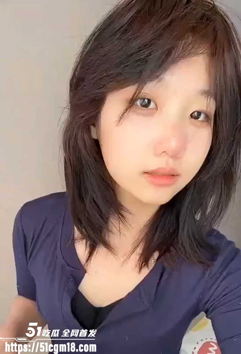 推特极品尤物高颜值福利姬少女居家露脸自拍流出3拷贝