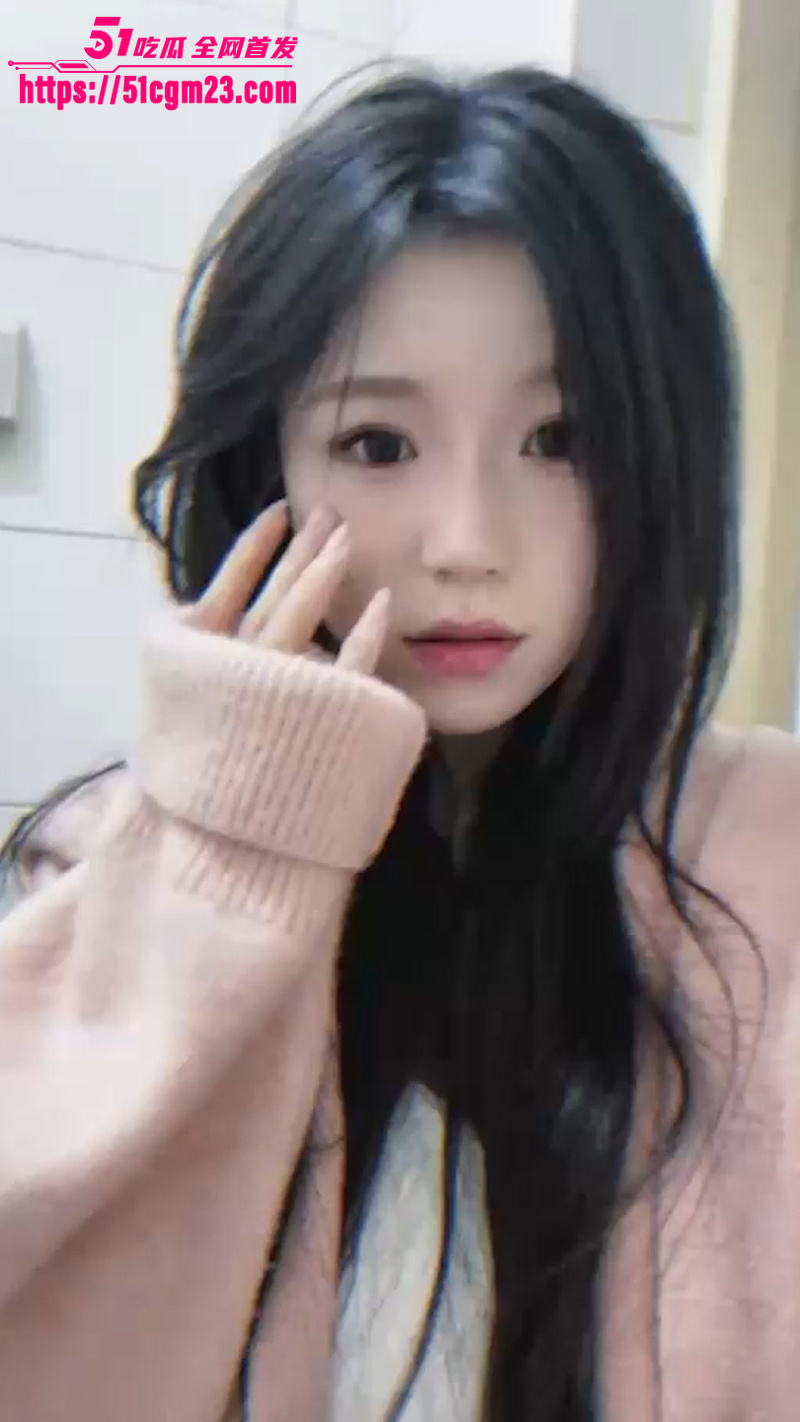 总华探长的小狗 调教稚嫩女友 1