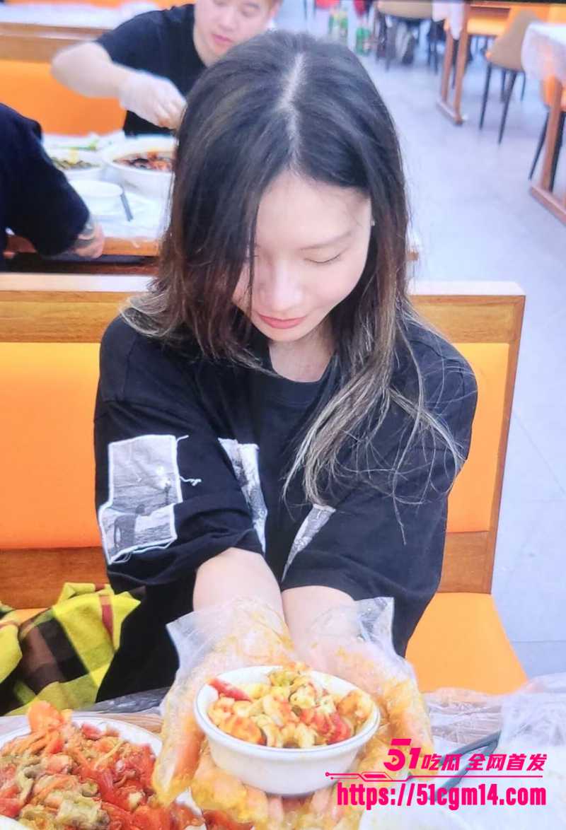 湖南大学生赵佳琪不雅视频曝光 7 拷贝