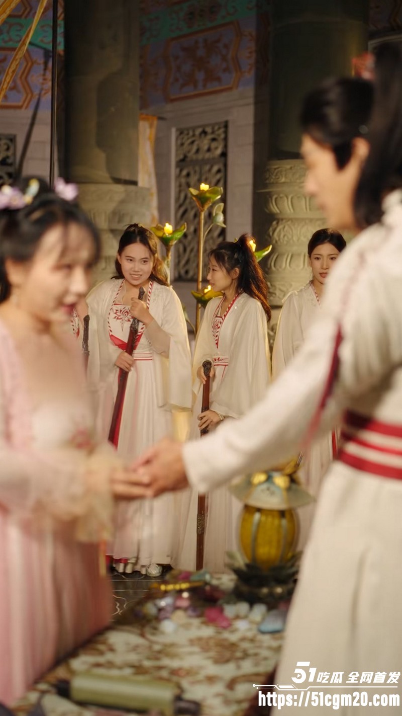 擦边短剧我在女宗当男修全集 3