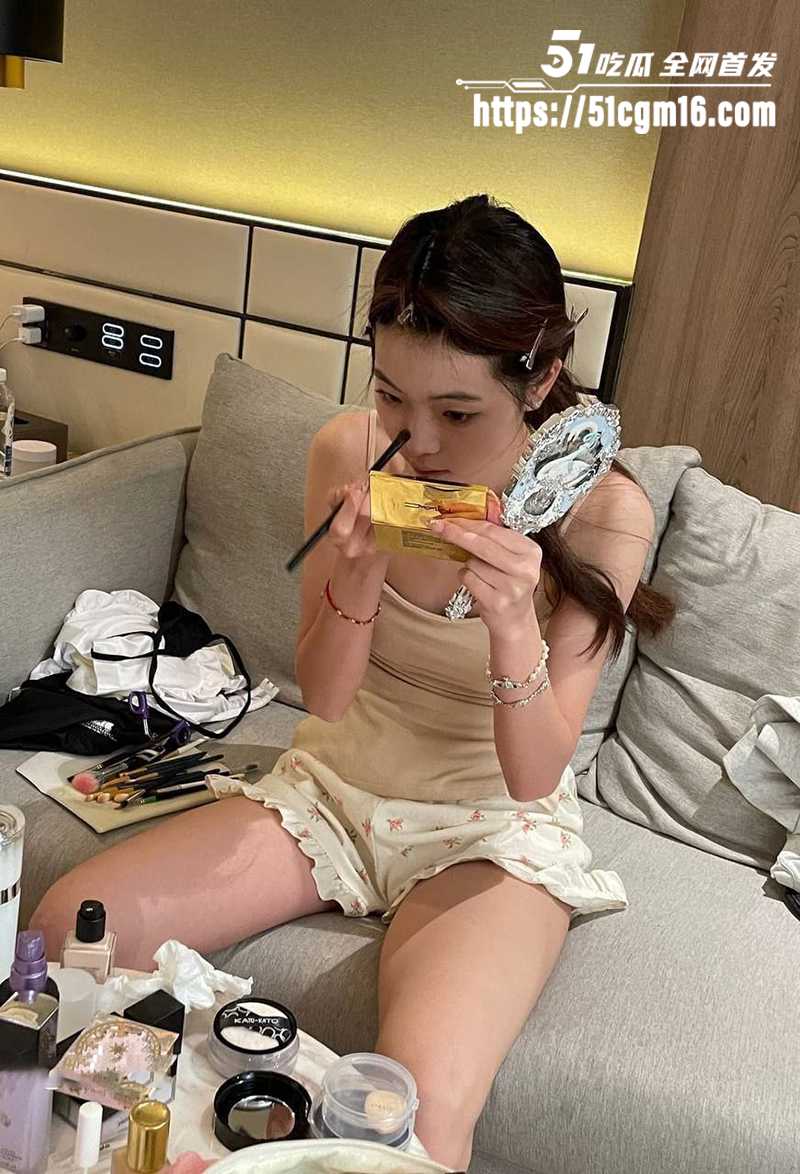 反差婊大学美女性爱视频流出 3 拷贝