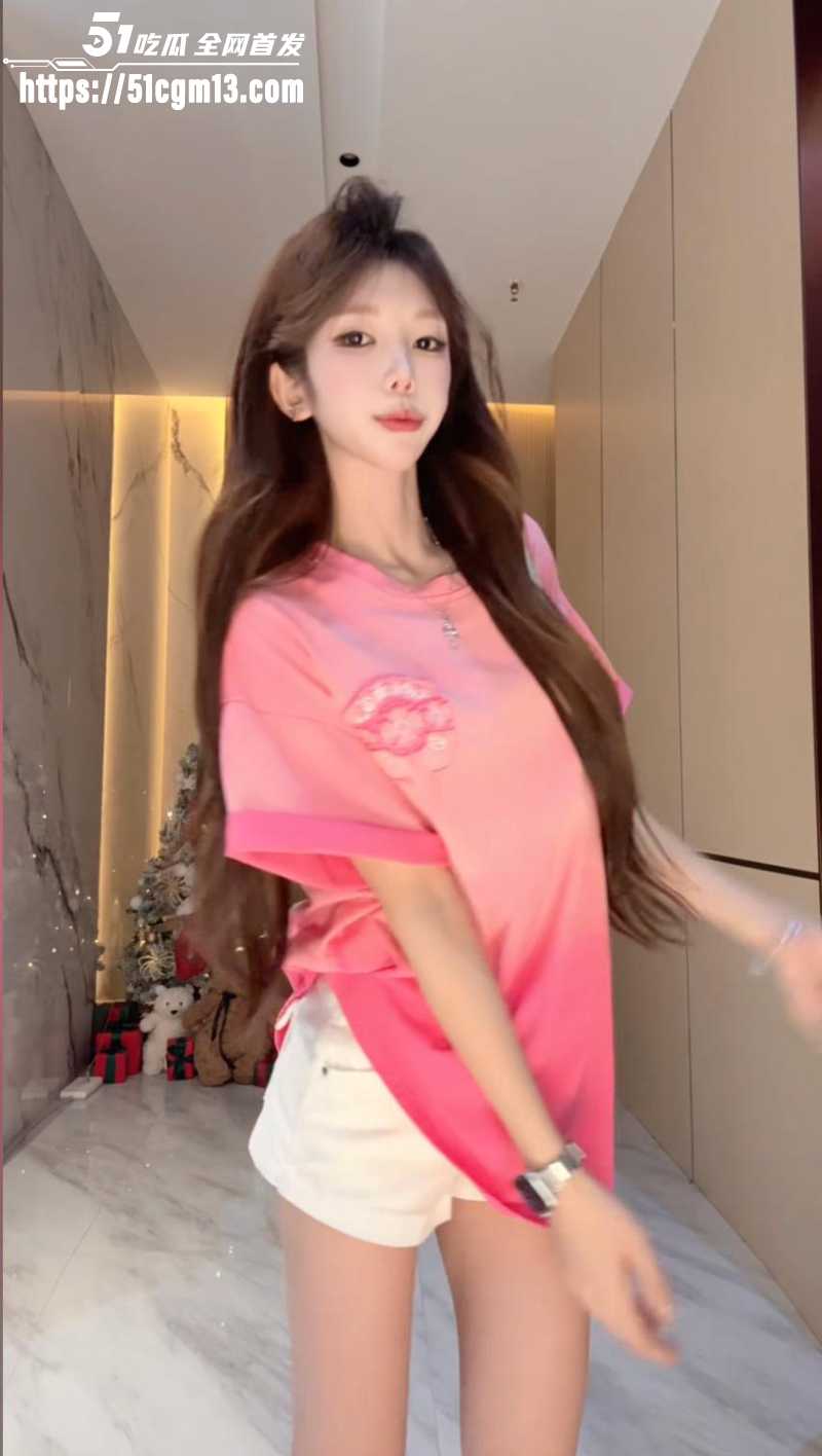 抖音带货网红 馨儿衣帽间老板  10