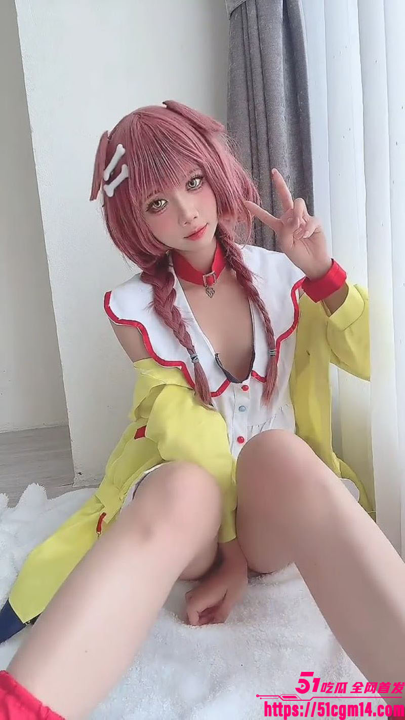 顶级反差婊PoppaChanCOS戌神沁音自慰 3