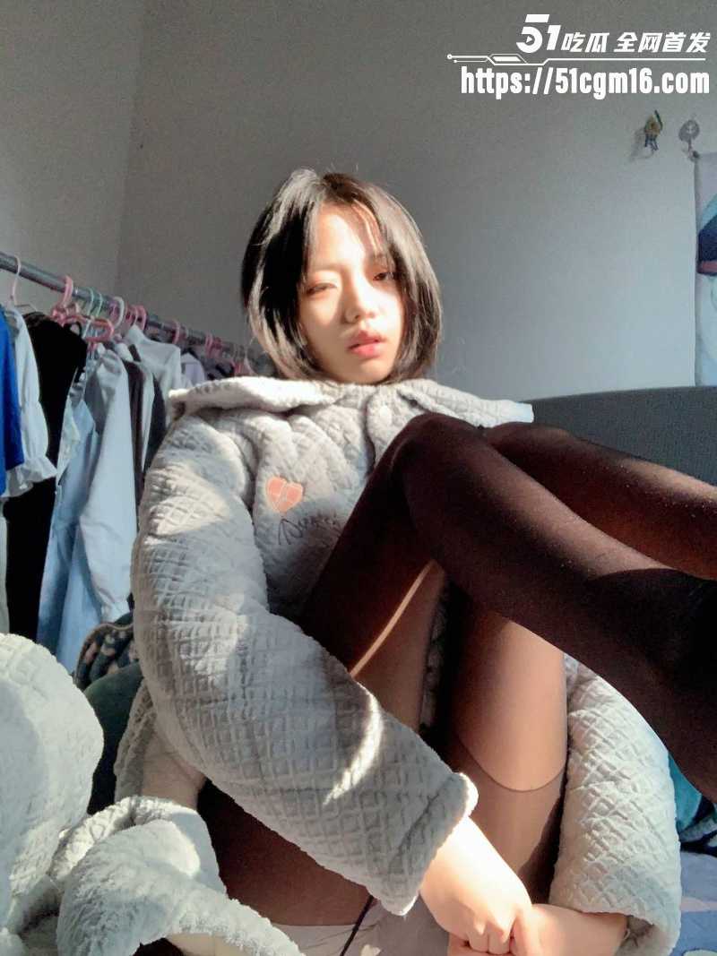 精神小妹清纯反差2