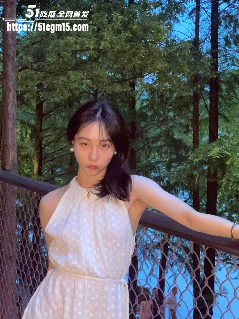 上海大学 黄予夏 性爱私拍 露脸口交做爱 1