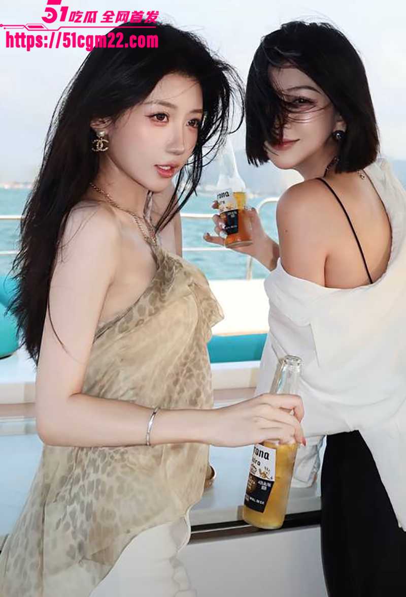 千万粉丝大网红 小伊伊出轨被曝光 5 拷贝 千万粉丝大网红 小伊伊出轨被曝光 5 拷贝