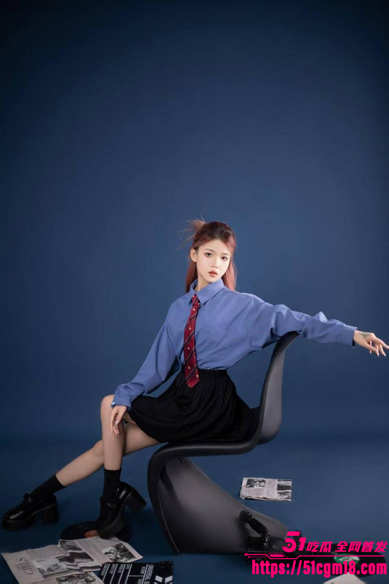 约炮大神约炮大二学生妹1