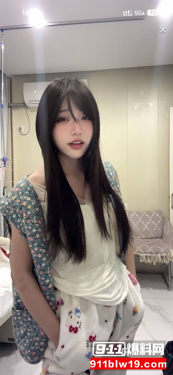 抖音50万粉甜妹江西荨荨子2