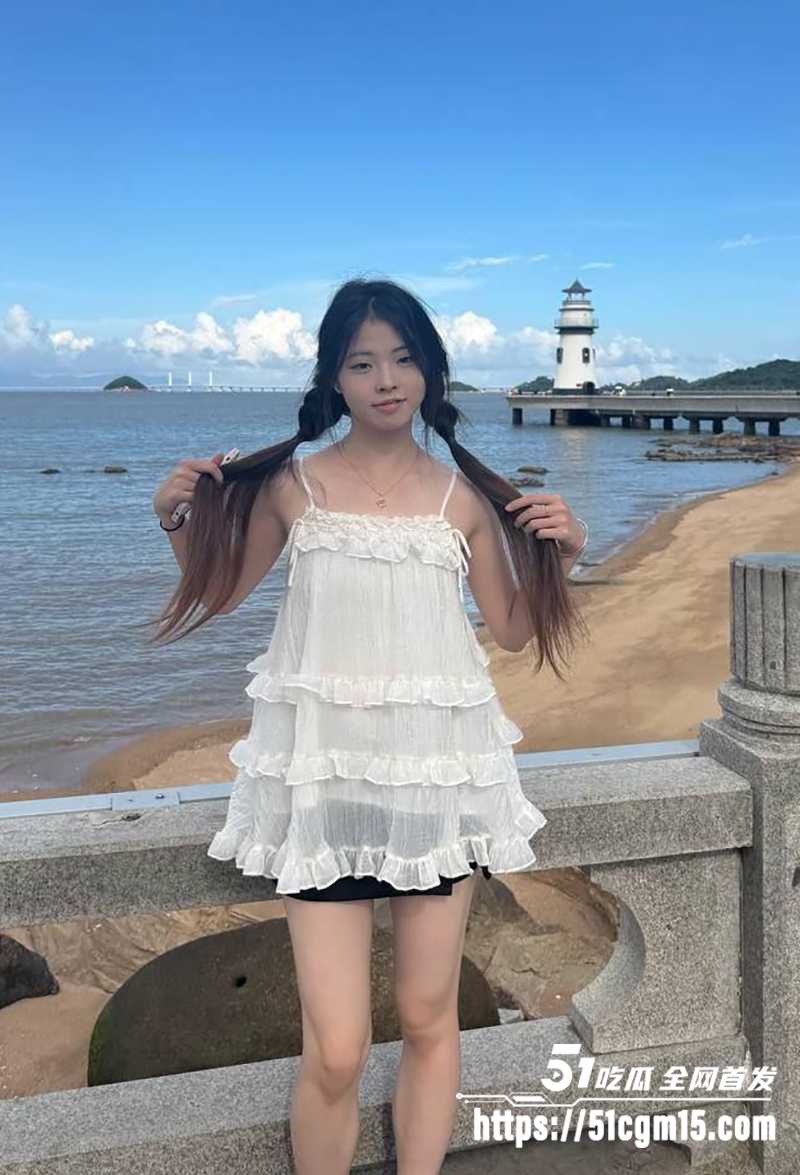 清纯可爱学生妹玩援交视频流出 1 拷贝