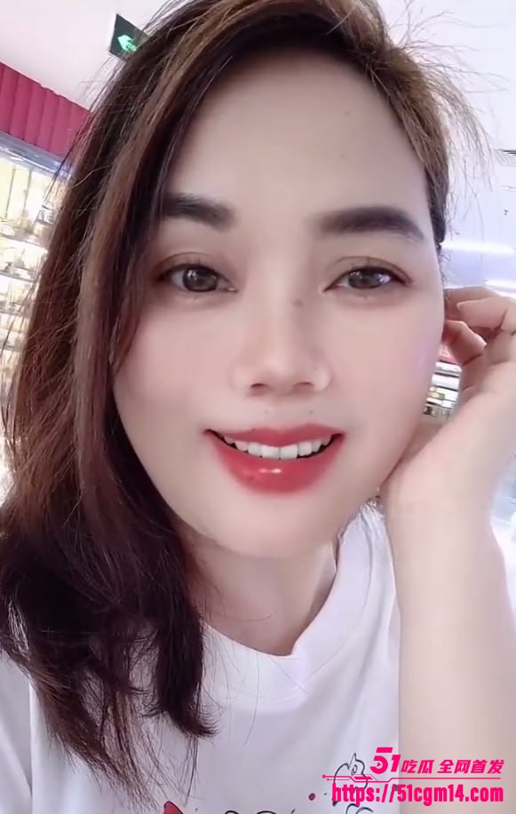 肥臀大奶熟女尤物轻舞小梅定制福利合集  1