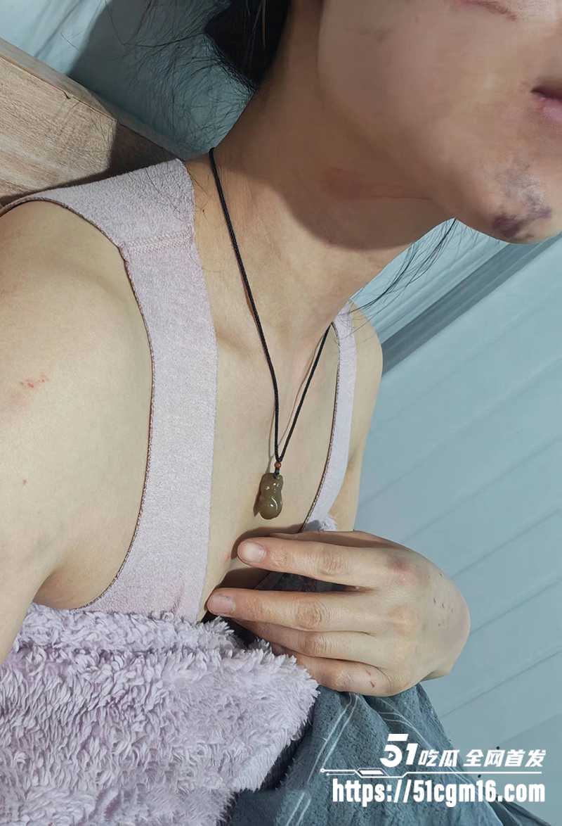 千万大V张百乔家暴视频被扒 33 拷贝