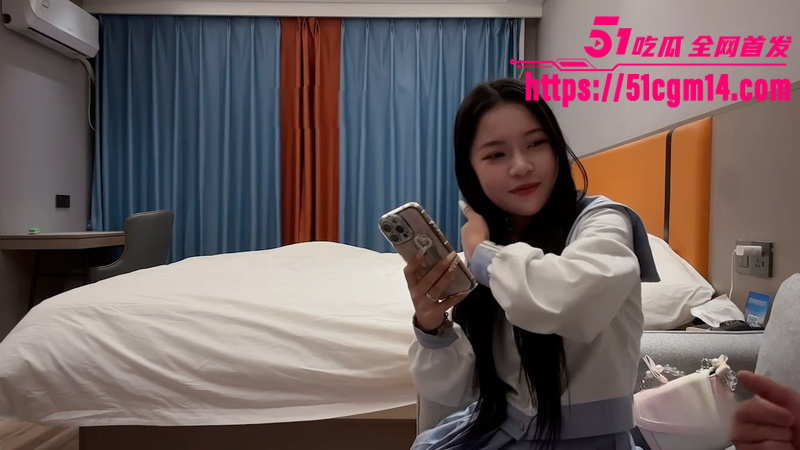 探花鸠摩智狂野约炮18岁娇小美少女1