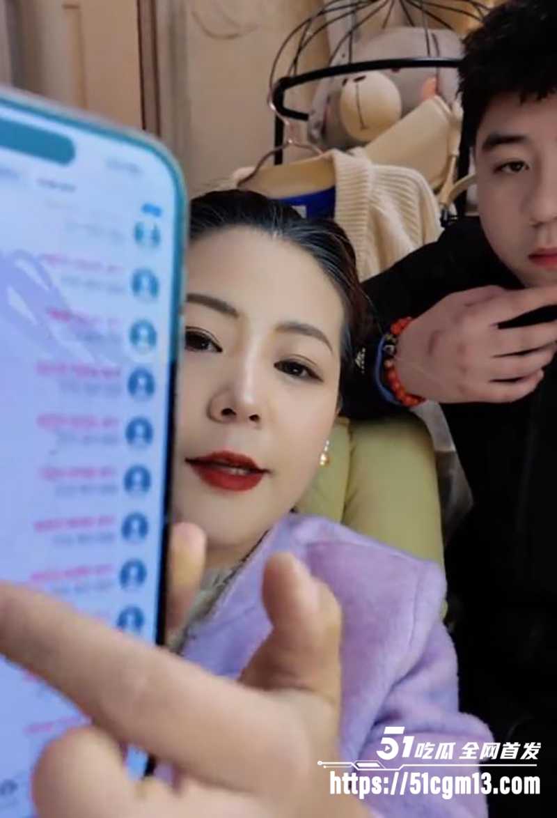 河南小网红韩玉佩老公性爱视频遭前女友曝光与网友互怼事件流出13