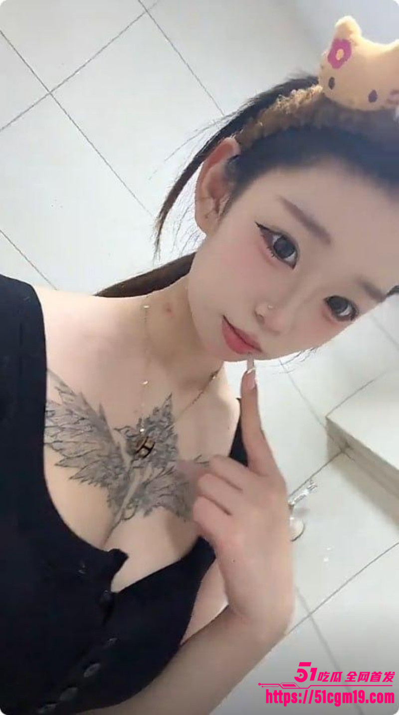 抖音精神小妹 小姜姜 性爱私拍放送 5 抖音精神小妹 小姜姜 性爱私拍放送 5