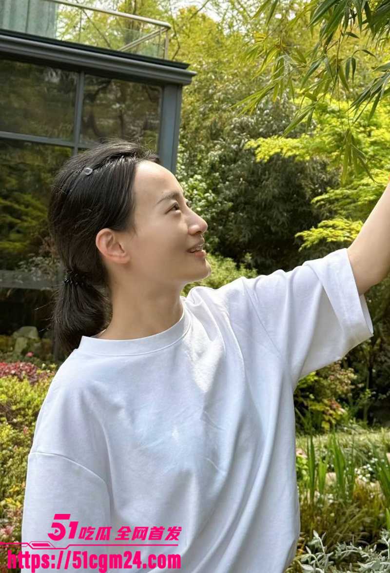 盐城漂亮女J范涵不雅视频曝光 4