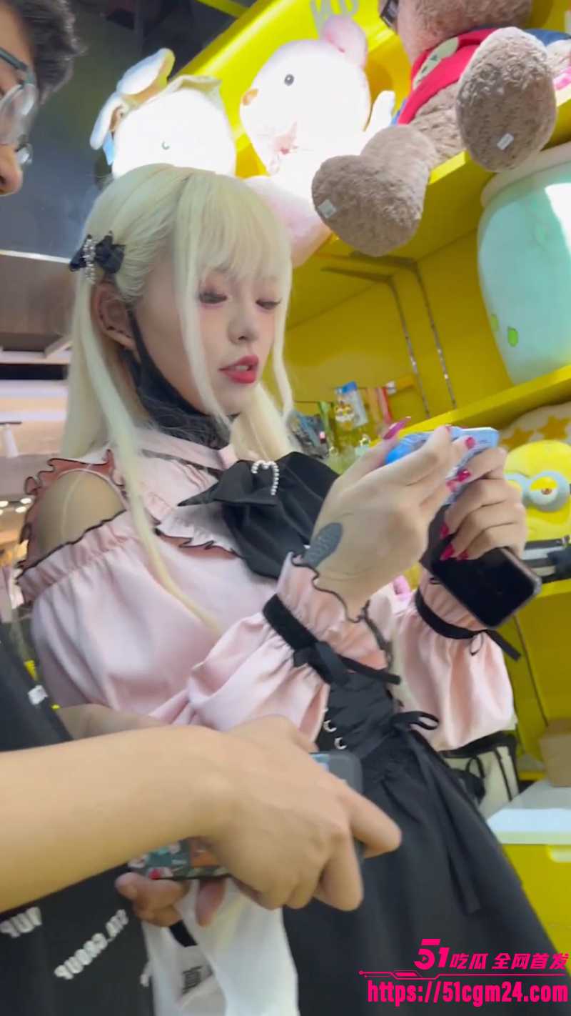 偷拍大神商场抄底合集 3