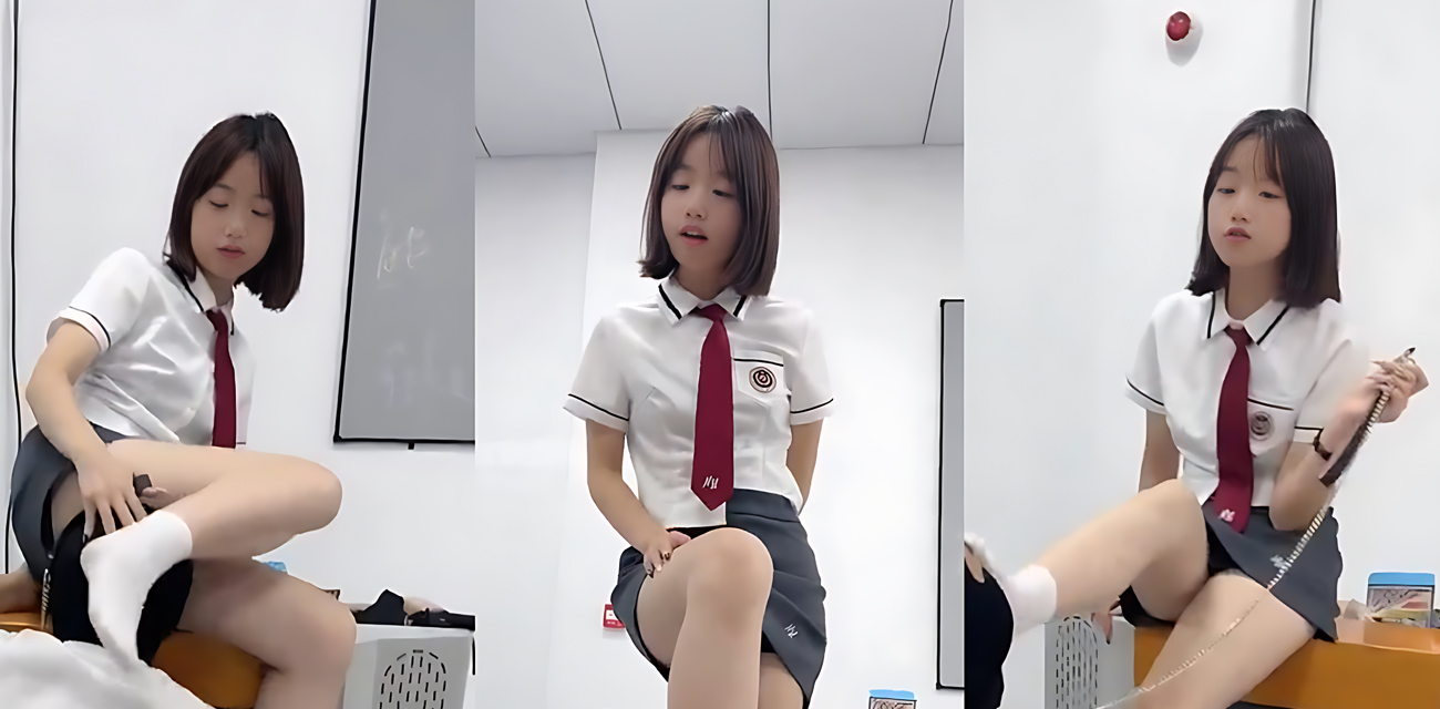 短发女王 松紫大大 剧情调教 双女主JK制服教室蹂躏痴汉老师 白袜臭脚言语侮辱刺激感爆棚 - 探花剧情